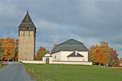 20181001 Brunflo kyrka med Kastalen