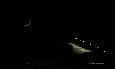Nymåne vid slalombacken på Frösön